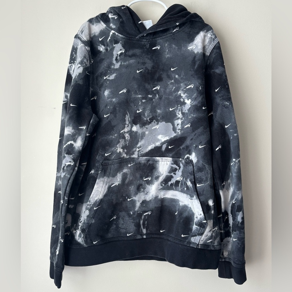 Nike Black and Gray Patterned Hoodie Boys Large
